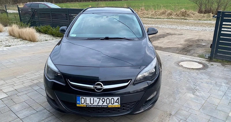 Opel Astra cena 27500 przebieg: 255884, rok produkcji 2013 z Lubin małe 67